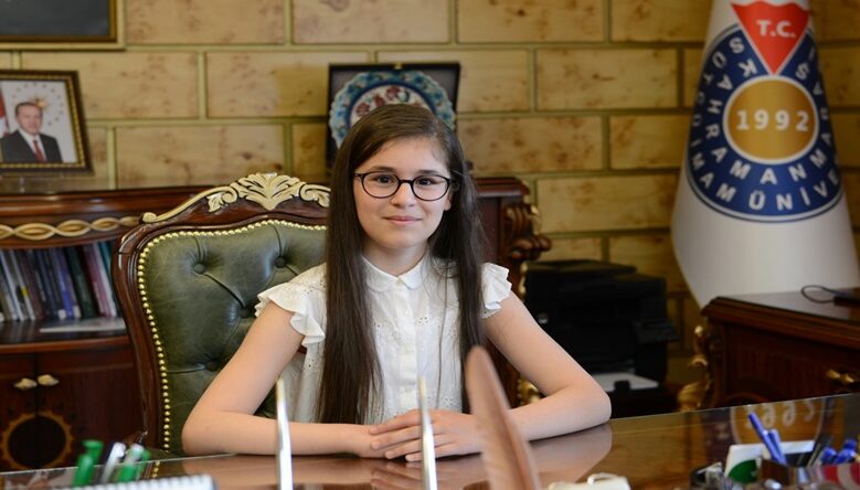 KSÜ Rektörlük Koltuğuna Tuana Kadriye Erdoğan Oturdu.