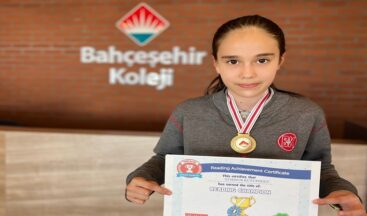 BAHÇEŞEHİR KOLEJİ ELBİSTAN KAMPÜSÜNDEN YİNE BİRİNCİLİK.