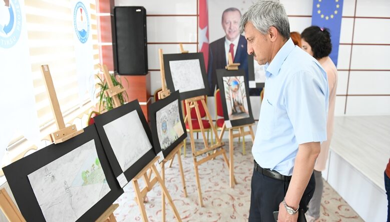 ELBİSTAN’DA RESİM YARIŞMASI DÜZENLENDİ.