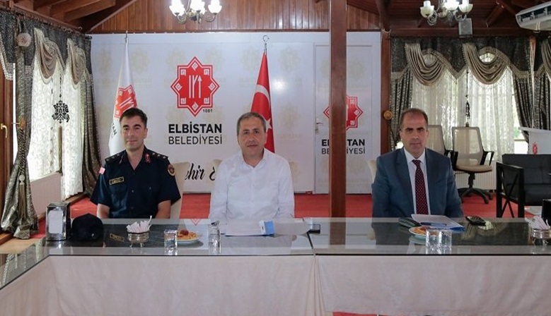 Elbistan’da 15 Temmuz Milli Birlik ve Demokrasi günü toplantısı yapıldı.