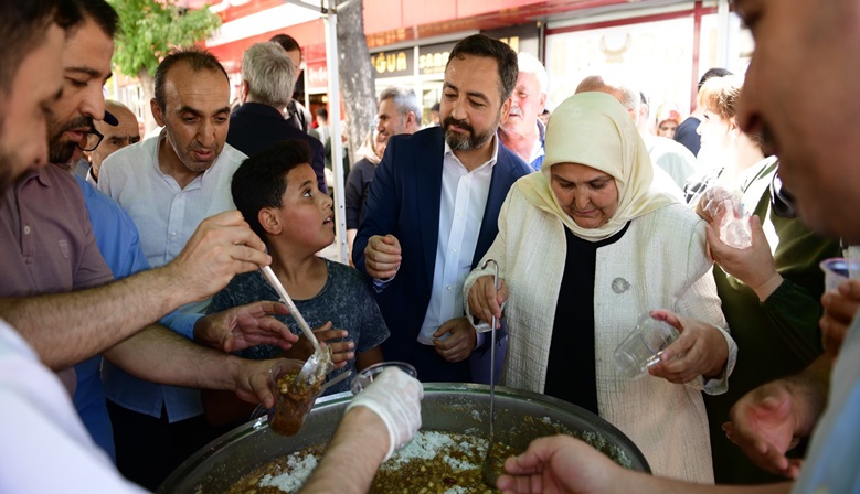 Elbistan’da Aşure programı düzenlendi.