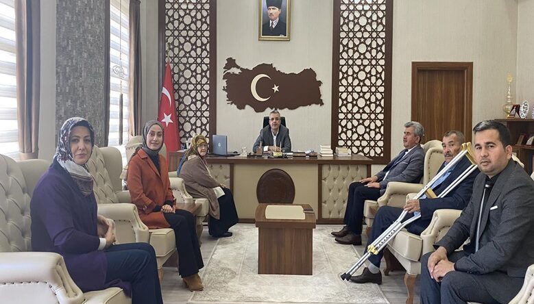Huzur Evi Sakinlerinden Kaymakam Vural’a Nezaket Ziyareti.