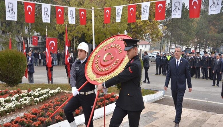 Atamızı Saygı İle Andık.