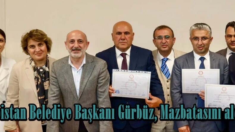 Elbistan Belediye Başkanı Gürbüz, Mazbatasını aldı.