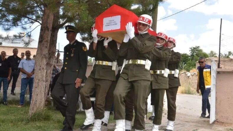 Elbistanlı Kıbrıs Gazisi son yolculuğuna uğurlandı.