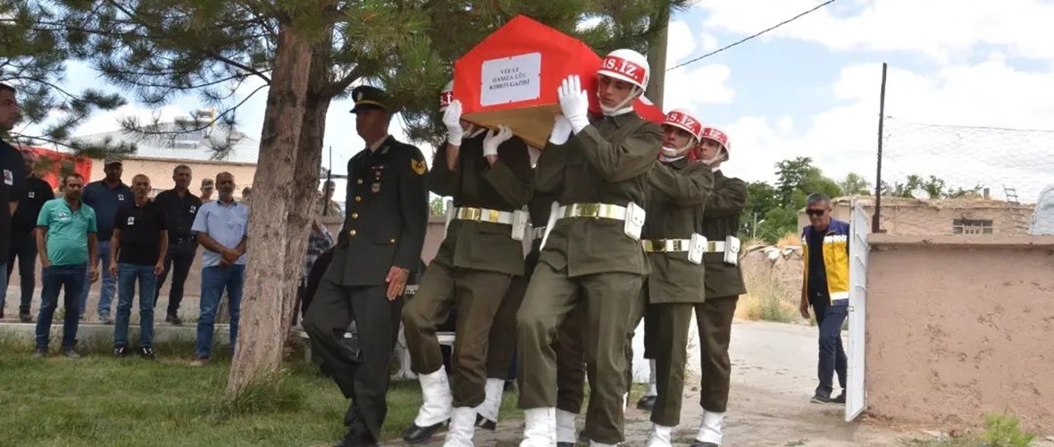 Elbistanlı Kıbrıs Gazisi son yolculuğuna uğurlandı.