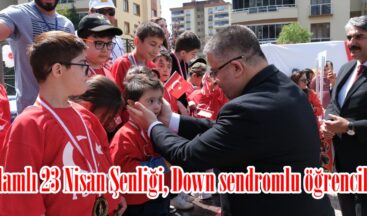 En anlamlı 23 Nisan Şenliği, Down sendromlu öğrencilerden.