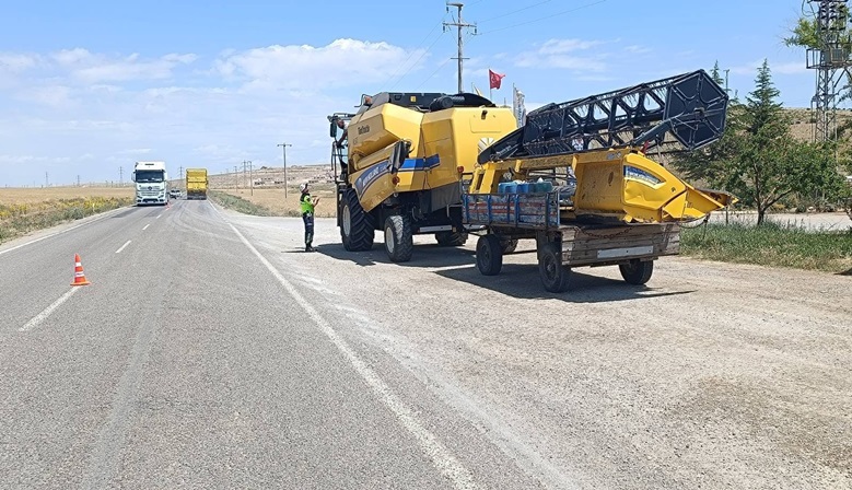 Trafik Jandarması faaliyetlerini aralıksız sürdürüyor.
