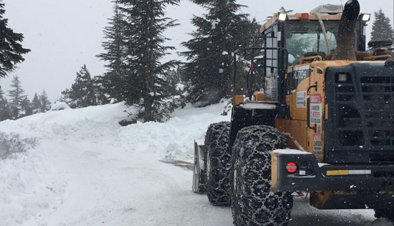 Büyükşehir’den Kırsalda da Karla Etkin Mücadele.