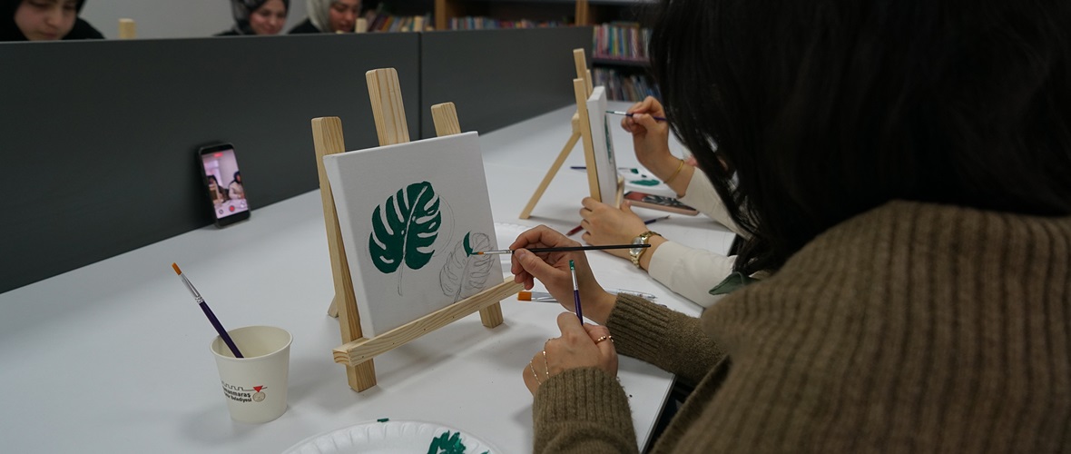 Pusula Maraş’tan Gençlere Sanat Dolu Atölye.