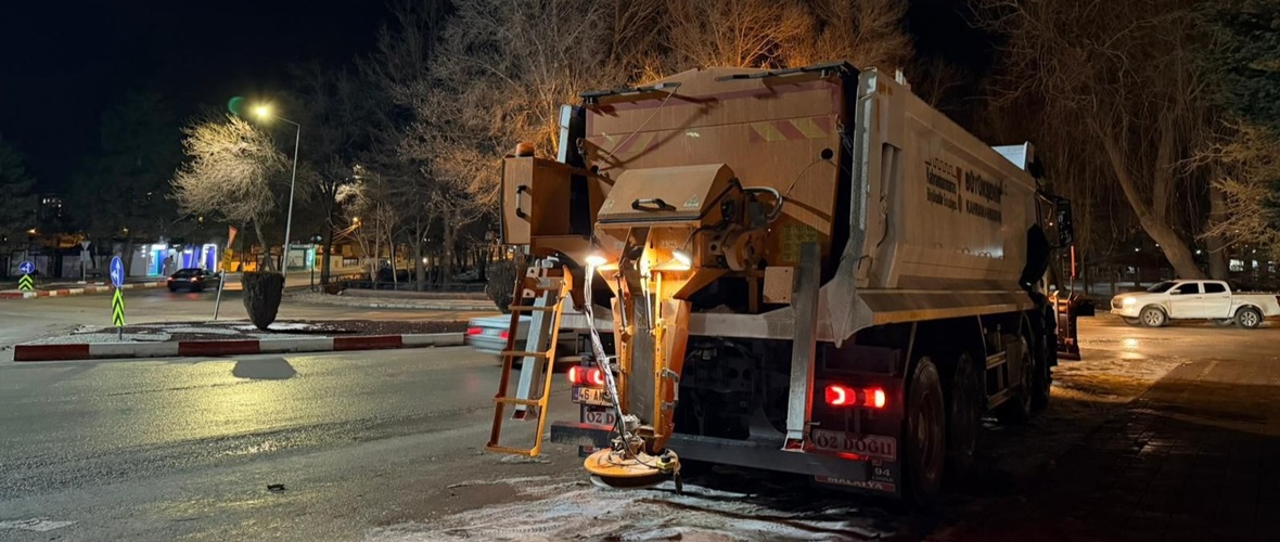 Büyükşehir’den Kuzey İlçelerde Kar Nöbeti.