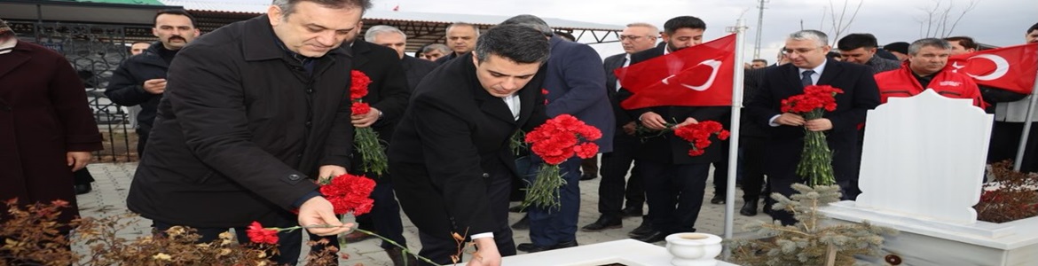 Asrın Felaketinin Üçüncü Yılında Elbistan’da Deprem Şehitleri Dualarla Anıldı.