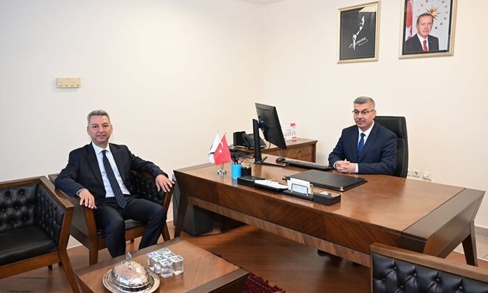 Üniversitemiz Genel Sekreterliğine Prof. Dr. Fatih Tiyek Atandı.