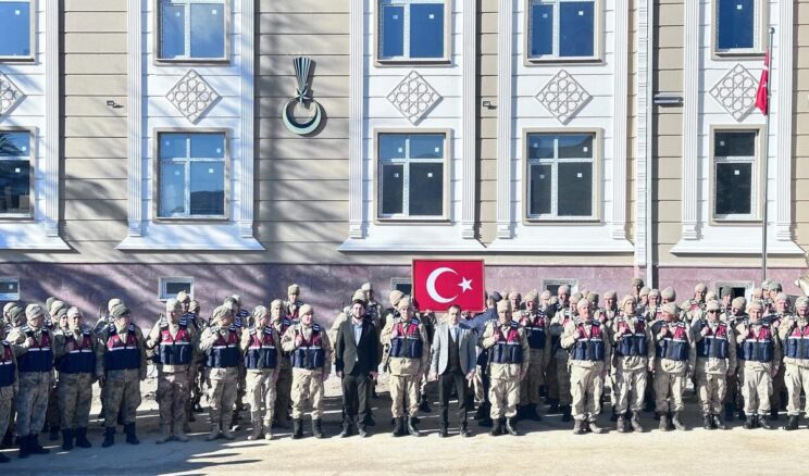 Ekinözü’nden Kuzey Irak görevine giden Köy Korucularına uğurlama yapıldı.