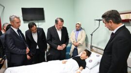 Memur-Sen Genel Başkanı Ali Yalçın KSÜ Tıp Fakültesi Hastanesinde Tedavi Gören Yaralıları Ziyaret Etti.