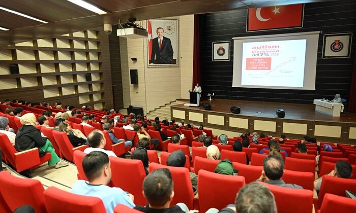KSÜ’de Otizm Farkındalığına Dikkat Çeken Panel Düzenlendi.