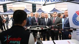 Teknoloji Tutkunu Gençler Robotik Festivalinde Buluştu.