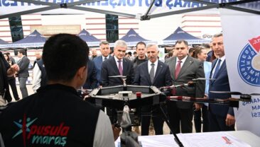 Teknoloji Tutkunu Gençler Robotik Festivalinde Buluştu.