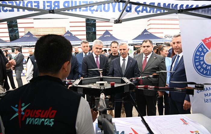 Teknoloji Tutkunu Gençler Robotik Festivalinde Buluştu.