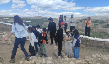 Yassıhöyük’ü gezen Öğrencilerin unutulmaz kazı deneyimi!