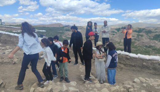 Yassıhöyük’ü gezen Öğrencilerin unutulmaz kazı deneyimi!