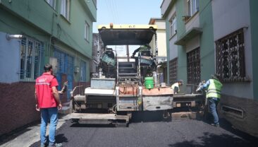 Büyükşehir, Dulkadiroğlu Yavuz Selim Mahallesi’nde Sokak Sokak Cadde Cadde Asfalt Seriyor.