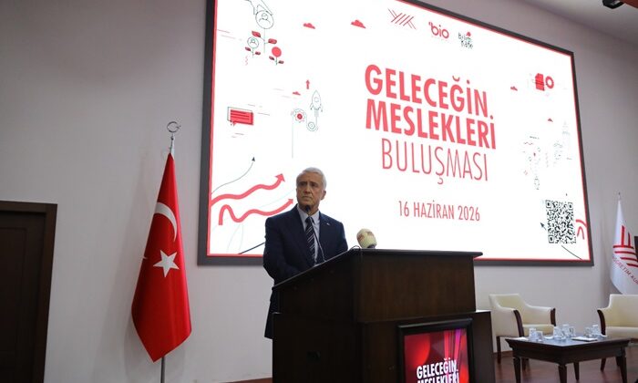 YÖK’te Geleceğin Meslekleri ve Eğitim Modelleri Görüşüldü.