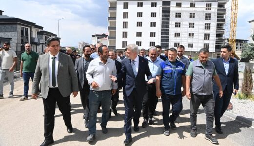 Başkan Görgel, “Elbistan’a 500 Milyon TL’lik Yol Yatırımı Kazandırıyoruz”