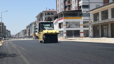 Elbistan Hacı Esat Efendi Caddesi Büyükşehir’le Modern Görünüme Kavuşuyor.