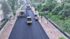 Büyükşehir’den Elbistan Pınarbaşı Caddesi’nde Kesintisiz Asfalt Mesaisi.