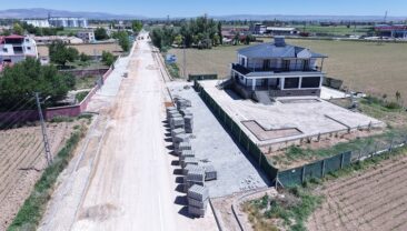 Büyükşehir, Elbistan Tepebaşı Caddesi’nde Yenileme Çalışmasına Başladı.