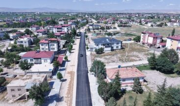 Büyükşehir, Elbistan’daki Tepebaşı Caddesi’nde Asfalt Mesaisine Başladı.
