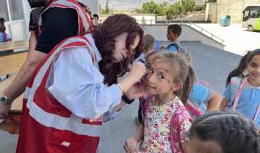 Büyükşehir’in Gençlik Meclisi Çocukların Neşesine Neşe Kattı.
