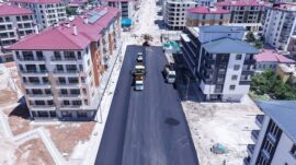 Büyükşehir, Elbistan Hacı Esat Efendi Caddesi’nde Kapsamlı Dönüşümü Başlattı.