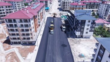 Büyükşehir, Elbistan Hacı Esat Efendi Caddesi’nde Kapsamlı Dönüşümü Başlattı.