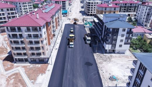 Büyükşehir, Elbistan Hacı Esat Efendi Caddesi’nde Kapsamlı Dönüşümü Başlattı.