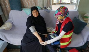 Yalnız Yaşayan Yaşlıların Yanında Büyükşehir Var.