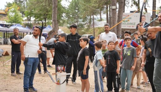 Büyükşehir’den Baba ve Oğullara Doğayla İç İçe Unutulmaz Kamp Deneyimi.