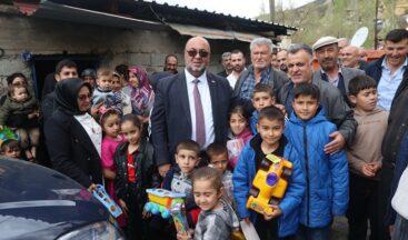 YÜZ YÜZE 100. MAHALLEDE: BAŞKAN AKPINAR GÖNÜLLERE DOKUNAN BULUŞMALARINI SÜRDÜRÜYOR.