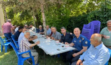 Elbistan’ın Çiçek Mahallesinde Geleneksel Aşure Programı bu yıl da yapıldı.