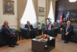 Belediye Başkanlarından Özgür Özel’e ziyaret.
