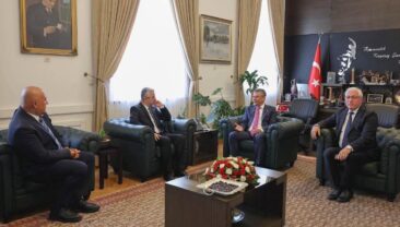 Belediye Başkanlarından Özgür Özel’e ziyaret.