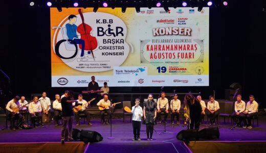 Mehmet Kalalı ve Bir Başka Orkestra’dan Ağustos Fuarı’nda Müzik Şöleni.