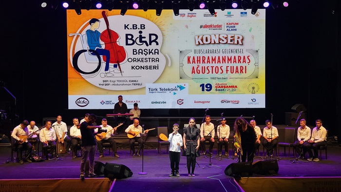 Mehmet Kalalı ve Bir Başka Orkestra’dan Ağustos Fuarı’nda Müzik Şöleni.