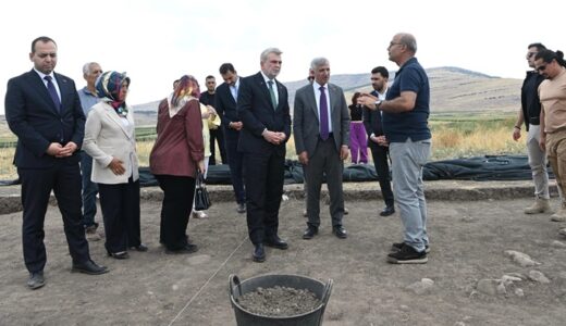 Domuztepe Höyüğü’nde Binlerce Yıllık Tarih Gün Yüzüne Çıkıyor.