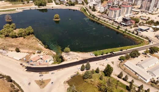 Elbistan Dr. Devlet Bahçeli Bulvarı’nda Asfalt Çalışması Tamamlanıyor.
