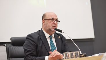 DULKADİROĞLU BELEDİYESİ AĞUSTOS AYI MECLİS TOPLANTISI GERÇEKLEŞTİRİLDİ.