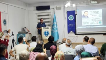 Araştırmacı-Yazar Ömer Hakan Özalp için Vefa programı düzenlendi.
